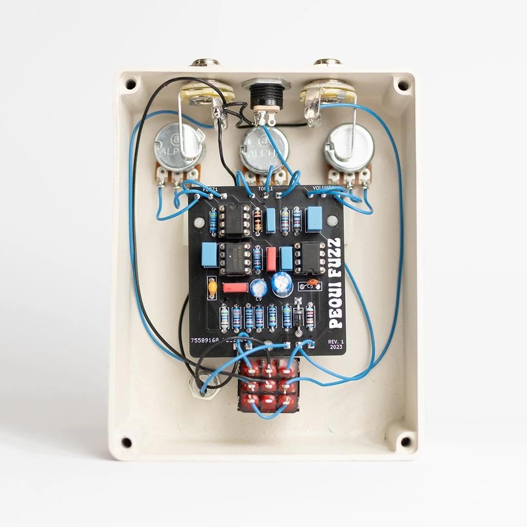 Pequi Fuzz front