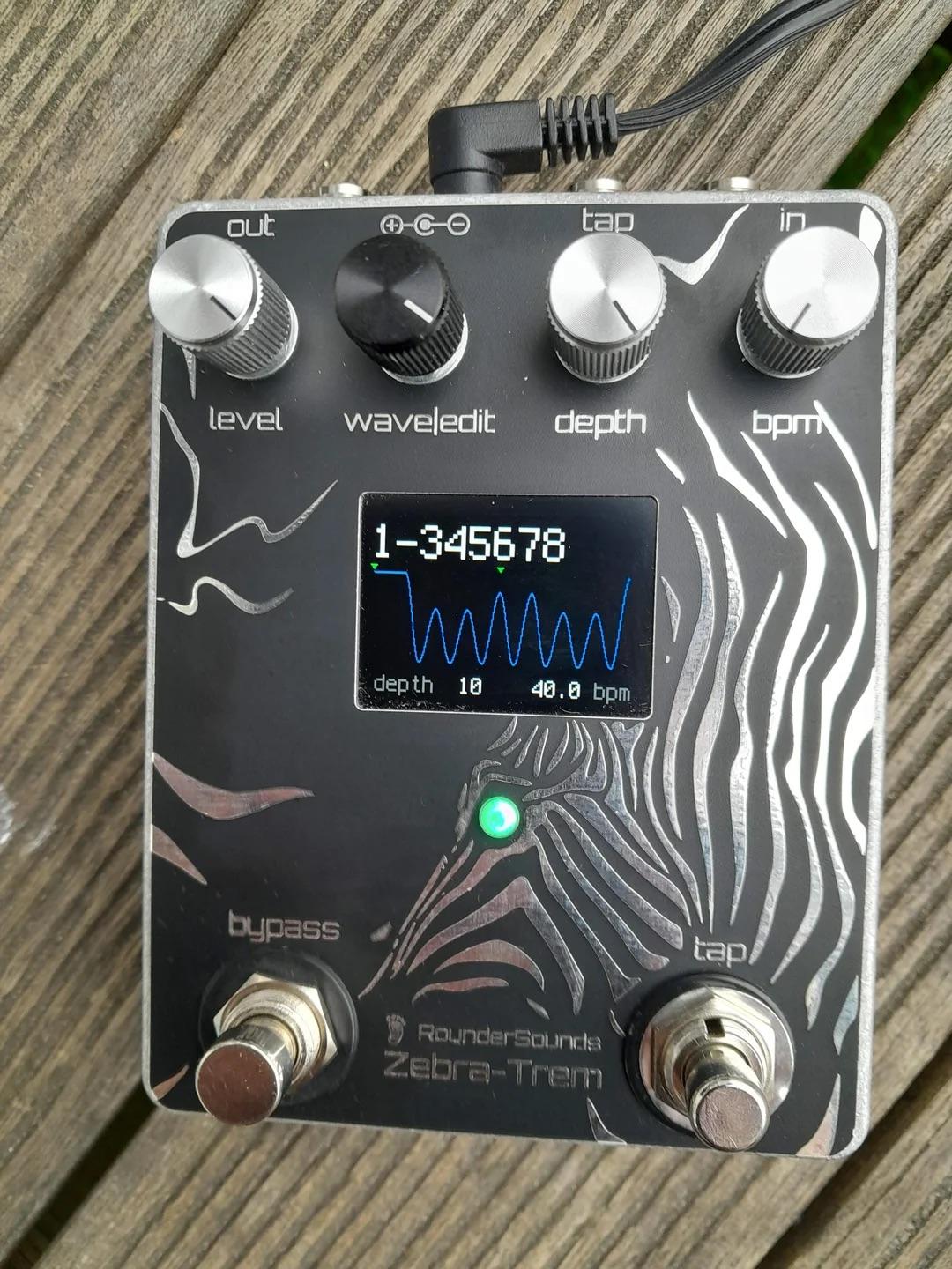 Zebra-Trem front